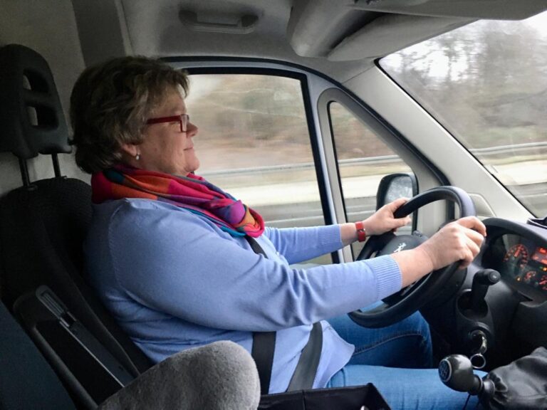 Chefin-1.-Fahrt-mit-Dobby